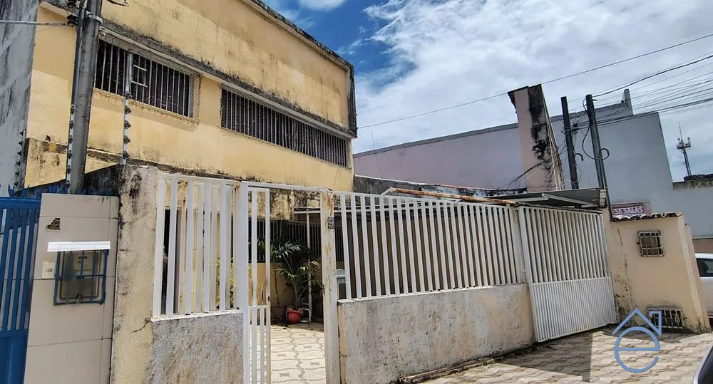 Casa à venda no Centro, próx ao PAM Salgadinho, residência ou comercial, 425m2 - Foto 1