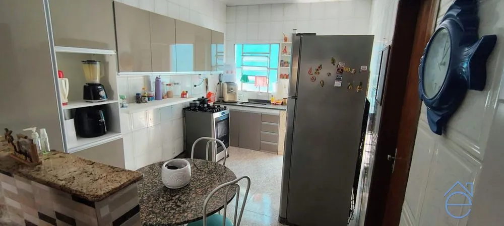 Casa à venda no Vergel do Lago, 2/4 sendo 1 suíte, jardim, 1 vaga, 137m2 - Foto 6