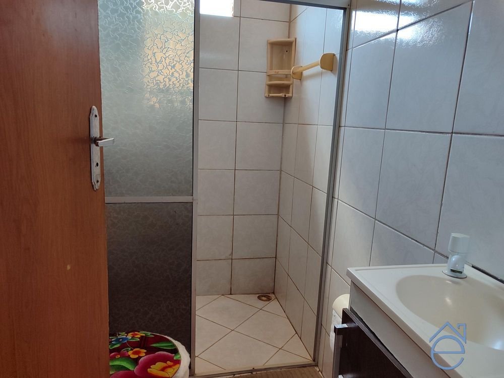 Excelente casa com energia solar no Vergerl com 3 quartos sendo um suite. - Foto 10