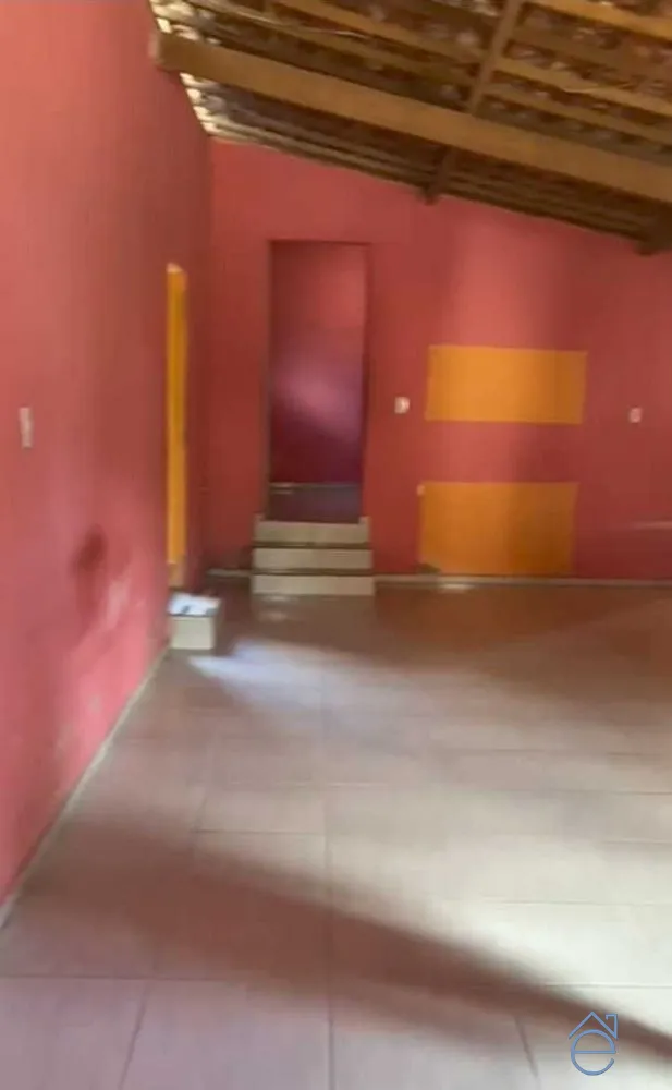 Casa de esquina, no centro de de Mar Vermelho, 52m2, 2/4, com garagem - Foto 5