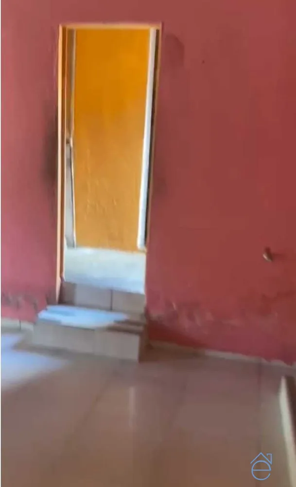 Casa de esquina, no centro de de Mar Vermelho, 52m2, 2/4, com garagem - Foto 8