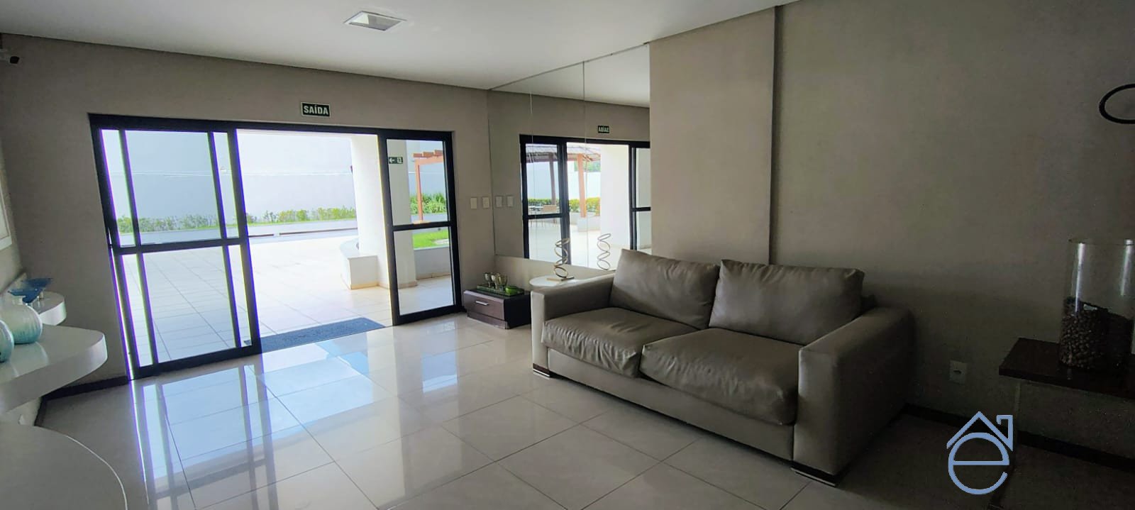 Apartamento à venda no Farol, 3/4 sendo 1 suíte, área de lazer, piscina, 79 m2 - Foto 1