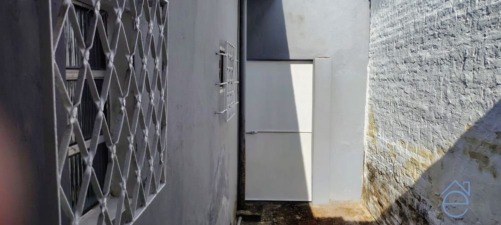 Casa à venda de esquina na Ponta Grossa, 3/4, sala ampla, garagem e DCE, 323m2 - Foto 16