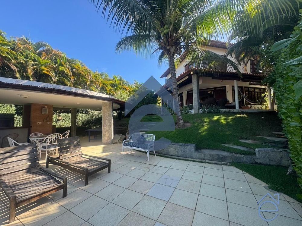 Casa à venda no Condomínio Ocean View, 6 suítes, piscina, 545 m2, próximo a prai - Foto 2