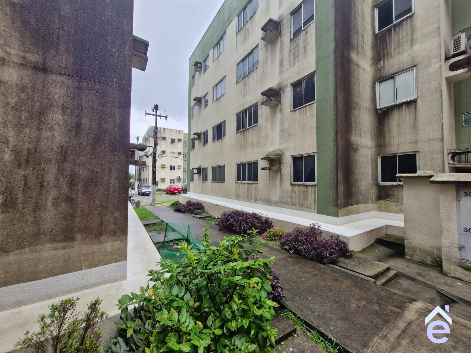 Alugo apartamento na Santa Lúcia, Res. Jardim Brasileto, 2 quartos, piscina, R$ 1.300,00 - Foto 10