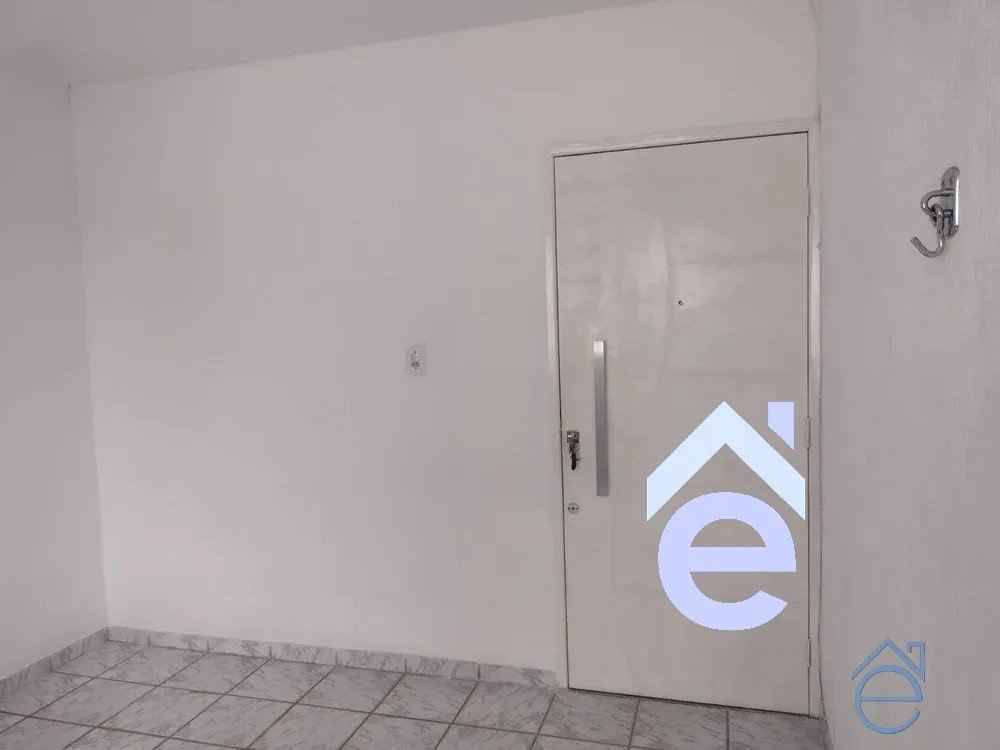 Apartamento à venda no Res Parque dos Cantores, Barro Duro, 2/4, R$190.000,00 - Foto 3