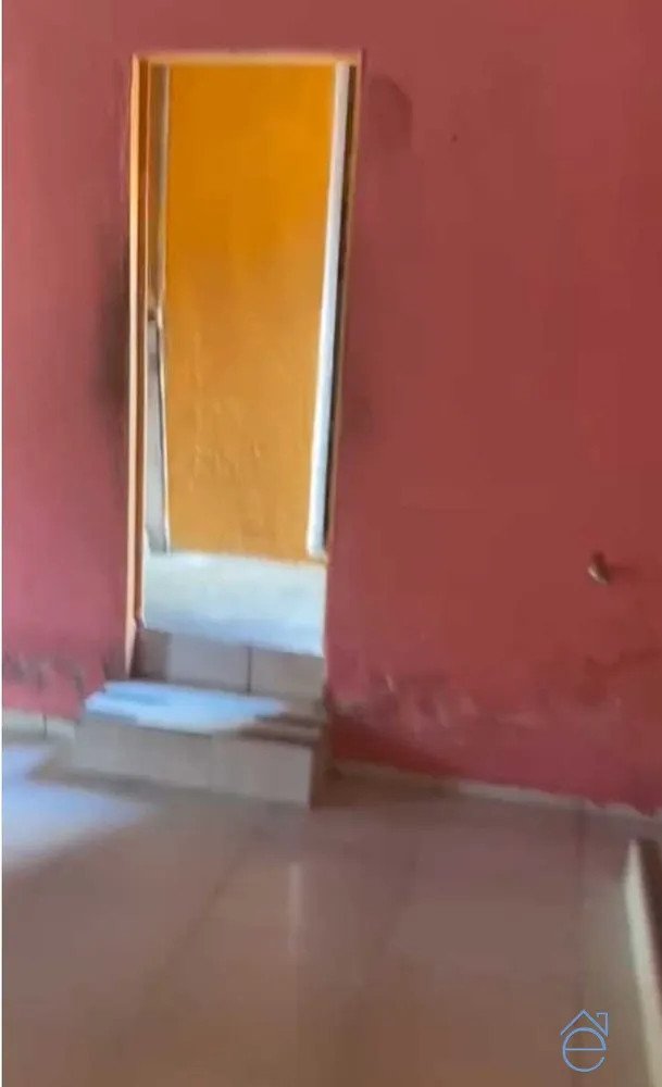 Casa de esquina, no centro de de Mar Vermelho, 52m2, 2/4, com garagem - Foto 8