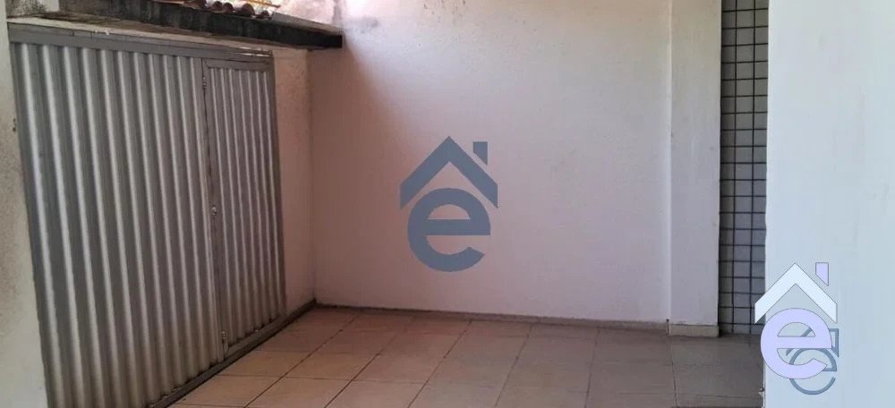 Casa  para locação na Jatiuca, 4/4, 2 salas, 2 vagas, ótimo visibilidade, próx ao Maceió Shopping - Foto 3