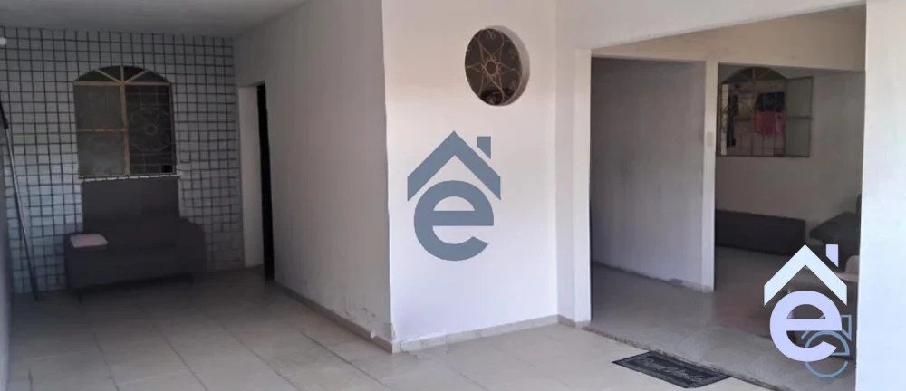 Casa  para locação na Jatiuca, 4/4, 2 salas, 2 vagas, ótimo visibilidade, próx ao Maceió Shopping - Foto 4