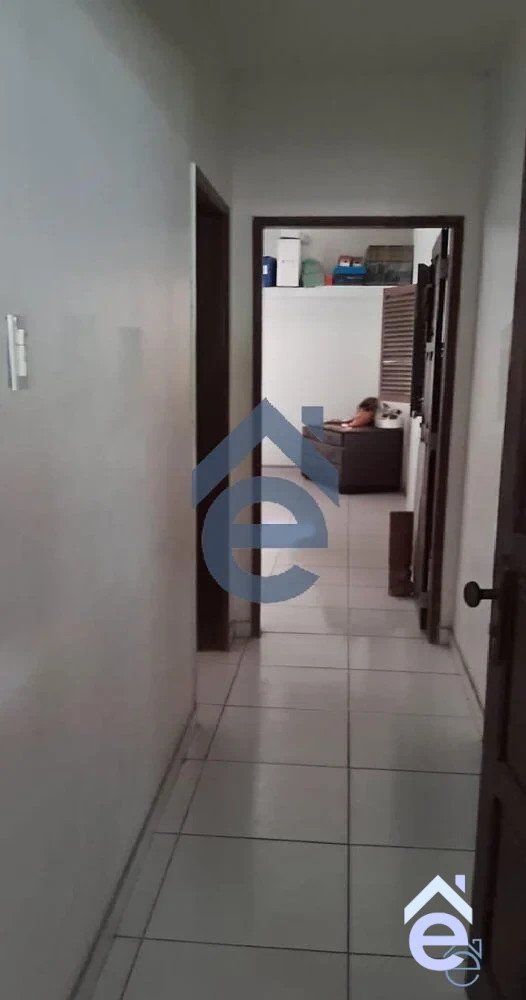 Casa  para locação na Jatiuca, 4/4, 2 salas, 2 vagas, ótimo visibilidade, próx ao Maceió Shopping - Foto 7
